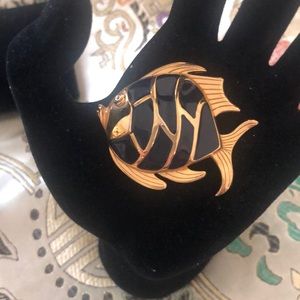 St. John fish pin. 🐠 Gold and blue enamel. 🎏